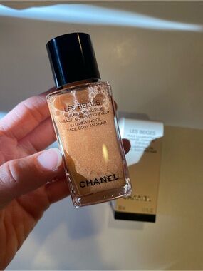 CHANEL Les Beiges Illuminating Oil - for Face, Body and Hair